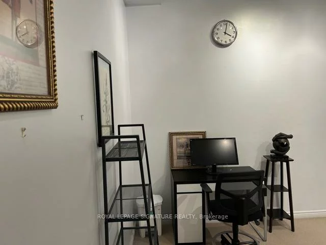 208, Carlton, Cabbagetown-South St. James Town, Toronto