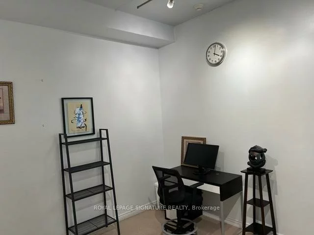 208, Carlton, Cabbagetown-South St. James Town, Toronto