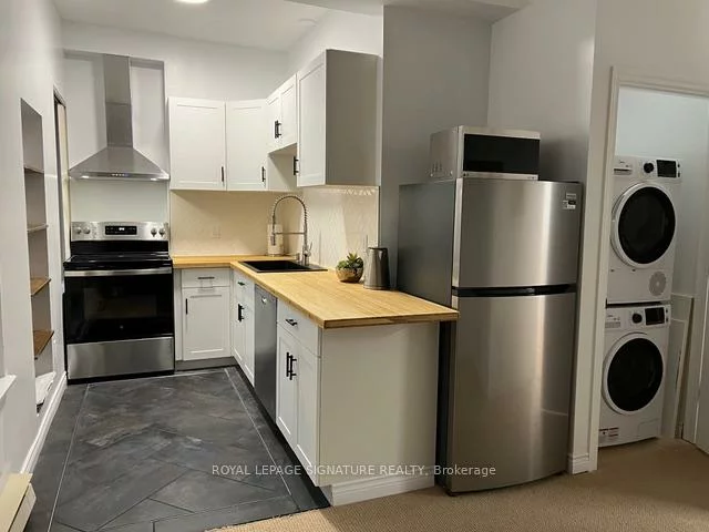 208, Carlton, Cabbagetown-South St. James Town, Toronto