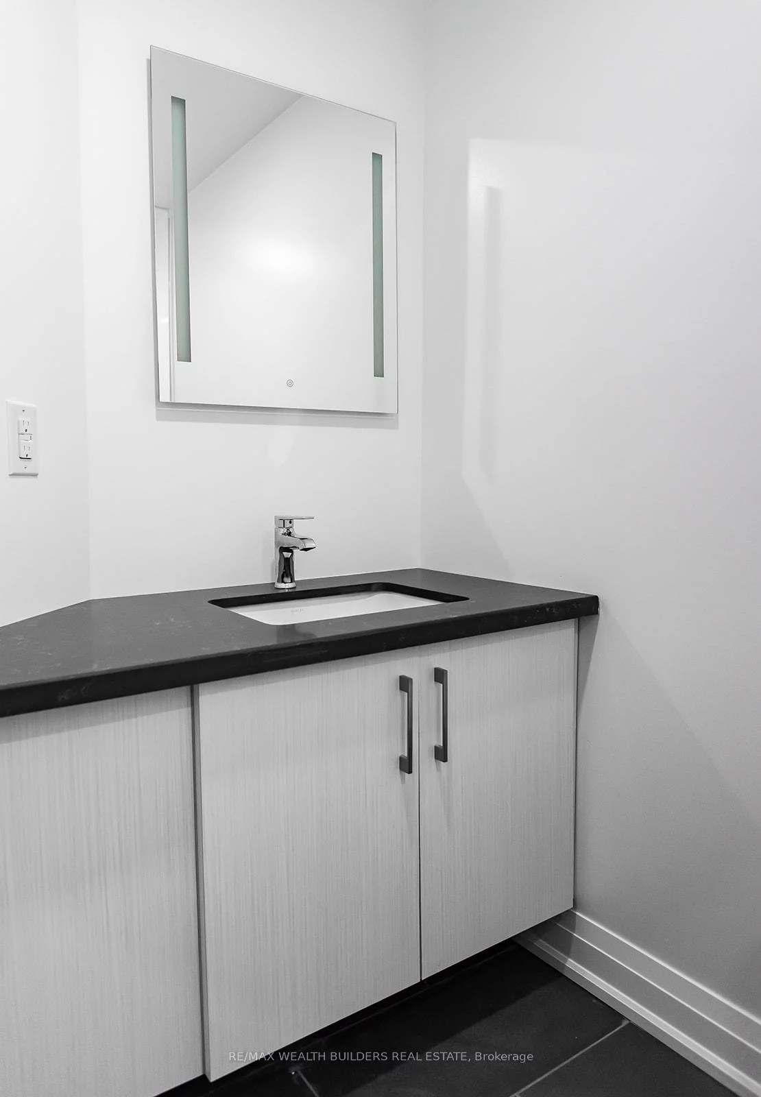 213, Jarvis, Moss Park, Toronto