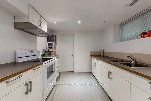 249, Maxome, Newtonbrook East, Toronto