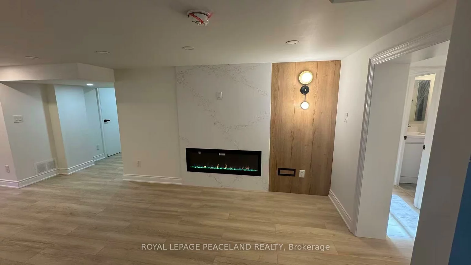 66, Paperbirch, Banbury-Don Mills, Toronto