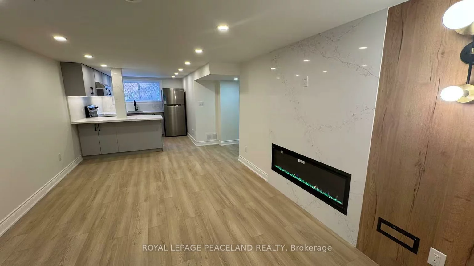 66, Paperbirch, Banbury-Don Mills, Toronto