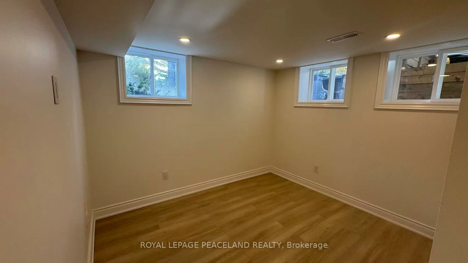 66, Paperbirch, Banbury-Don Mills, Toronto