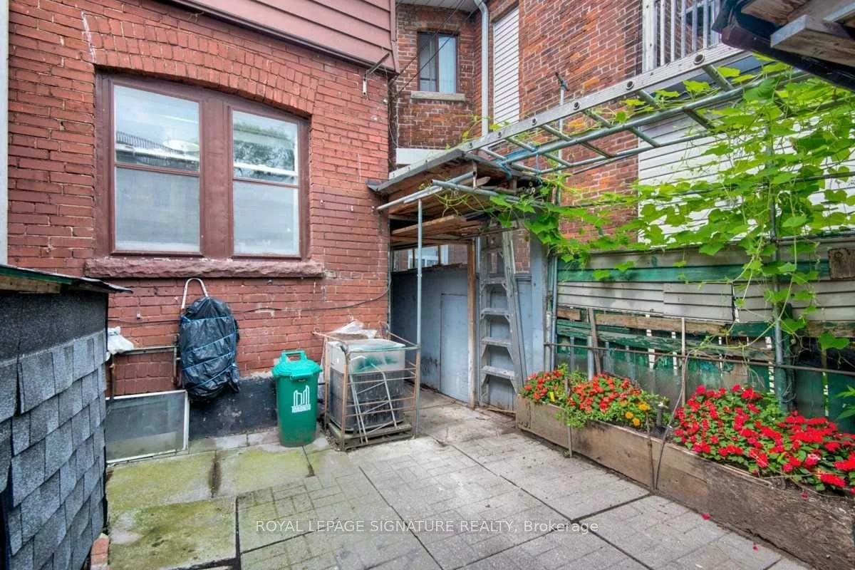 419, Crawford, Palmerston-Little Italy, Toronto