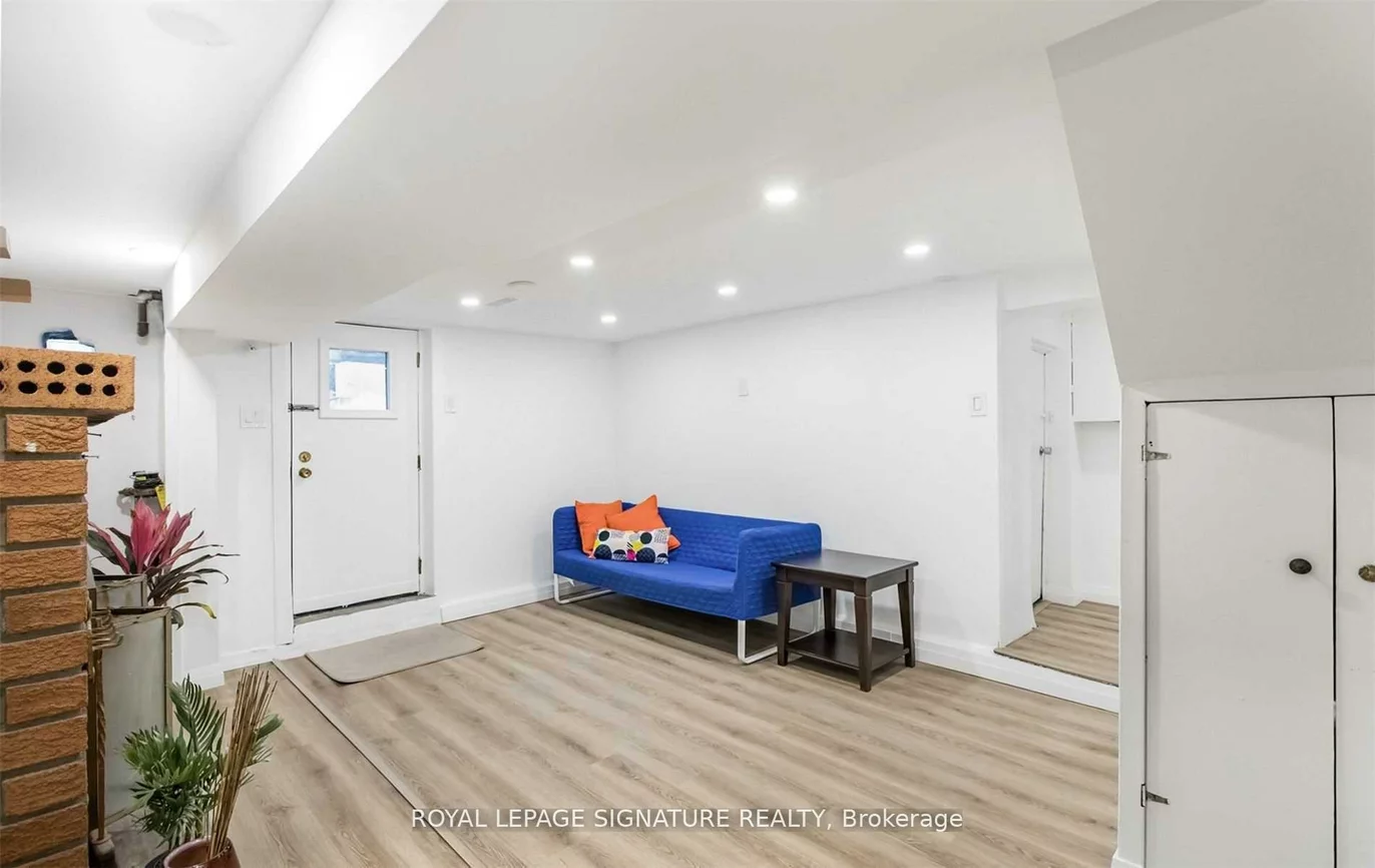 419, Crawford, Palmerston-Little Italy, Toronto