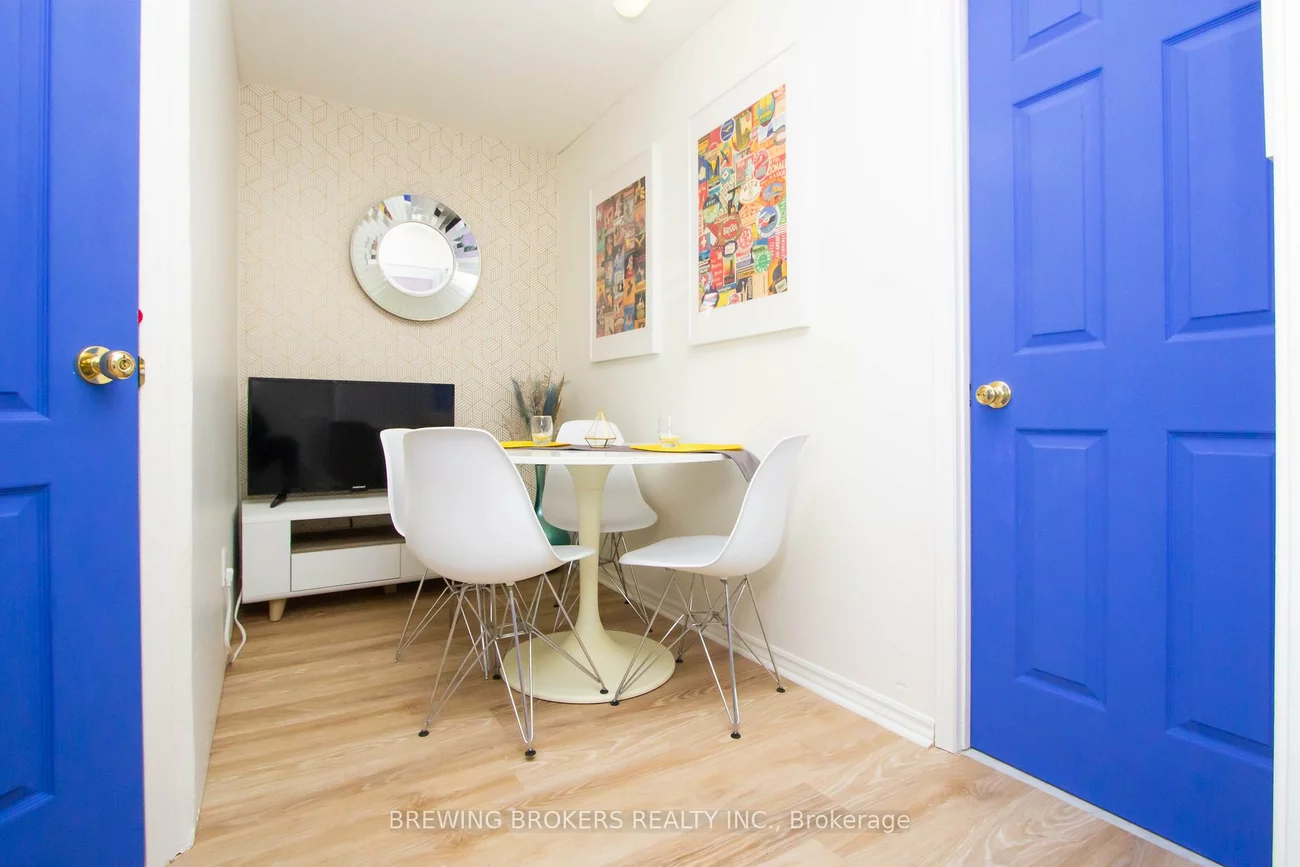 234, Robert Hicks (Lower), Westminster-Branson, Toronto