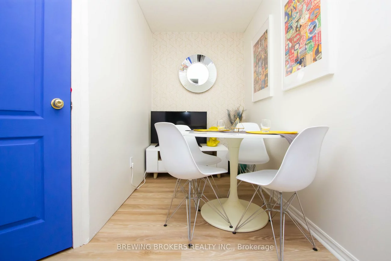 234, Robert Hicks (Lower), Westminster-Branson, Toronto