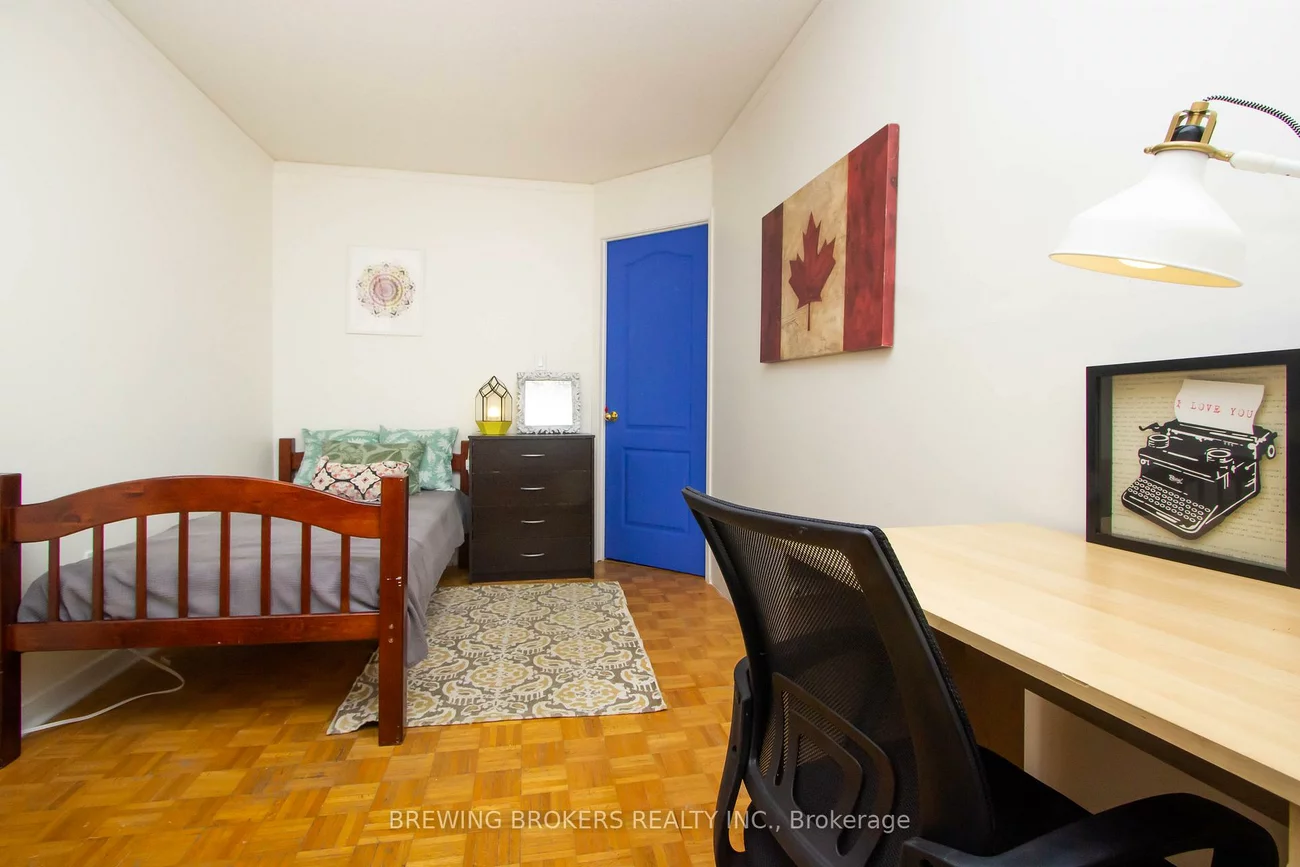 234, Robert Hicks (Lower), Westminster-Branson, Toronto