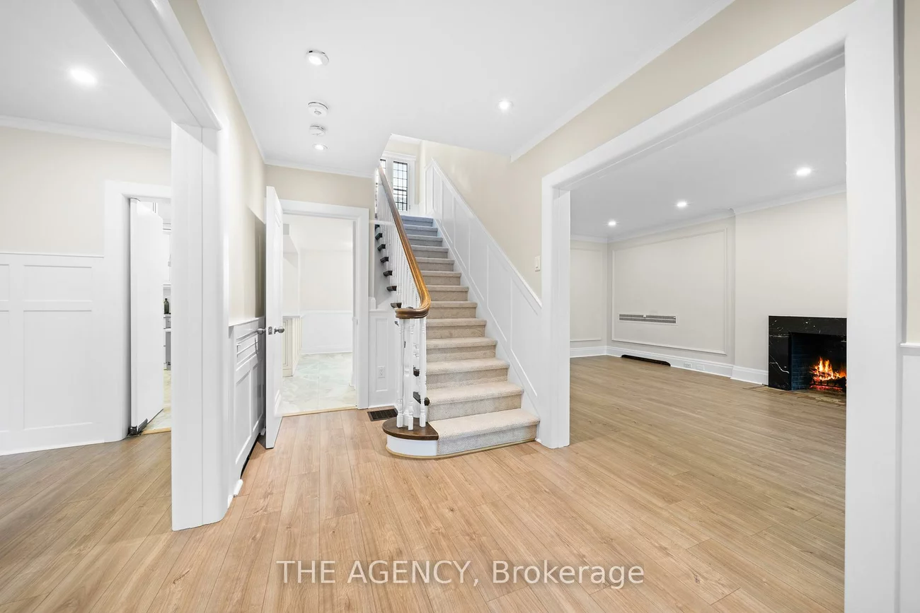 44, Elderwood, Forest Hill South, Toronto