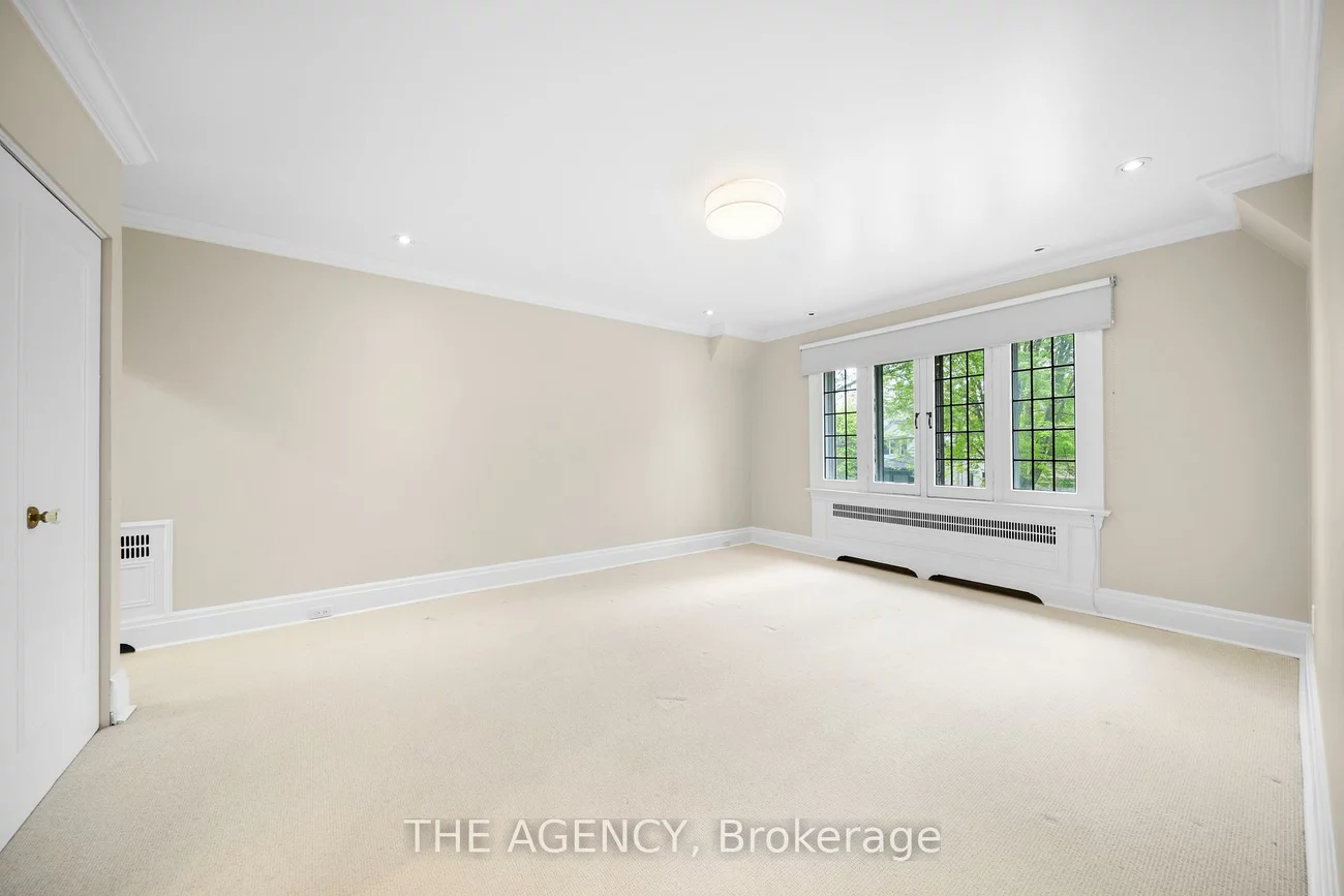 44, Elderwood, Forest Hill South, Toronto