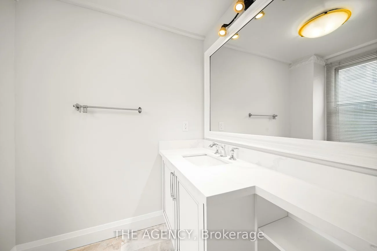 44, Elderwood, Forest Hill South, Toronto