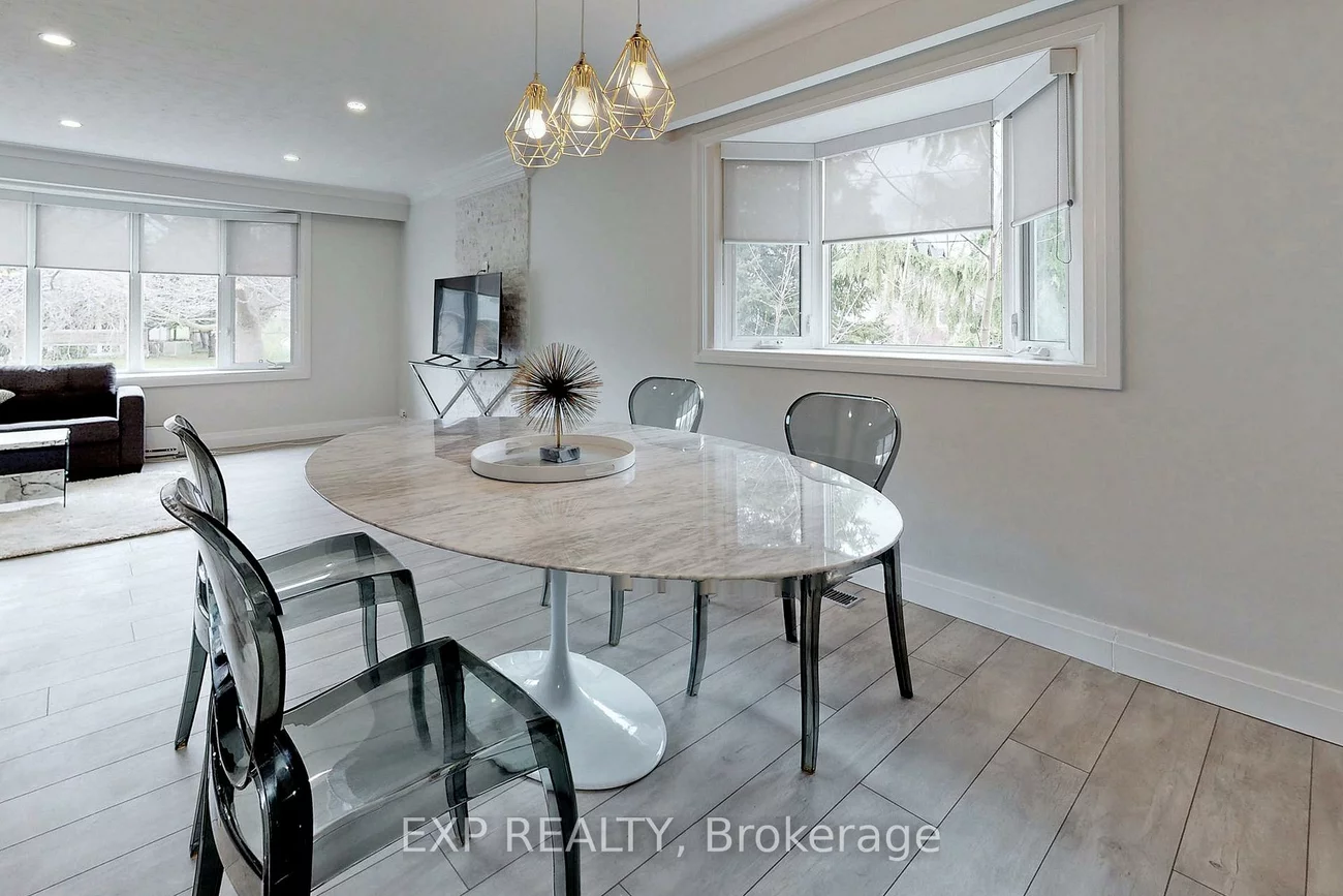 9, Silverview, Newtonbrook East, Toronto