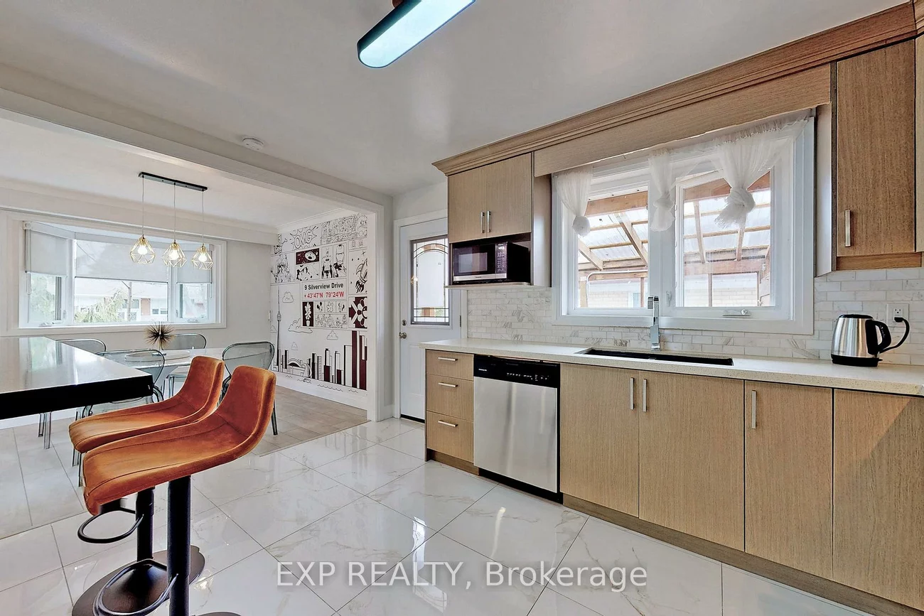 9, Silverview, Newtonbrook East, Toronto