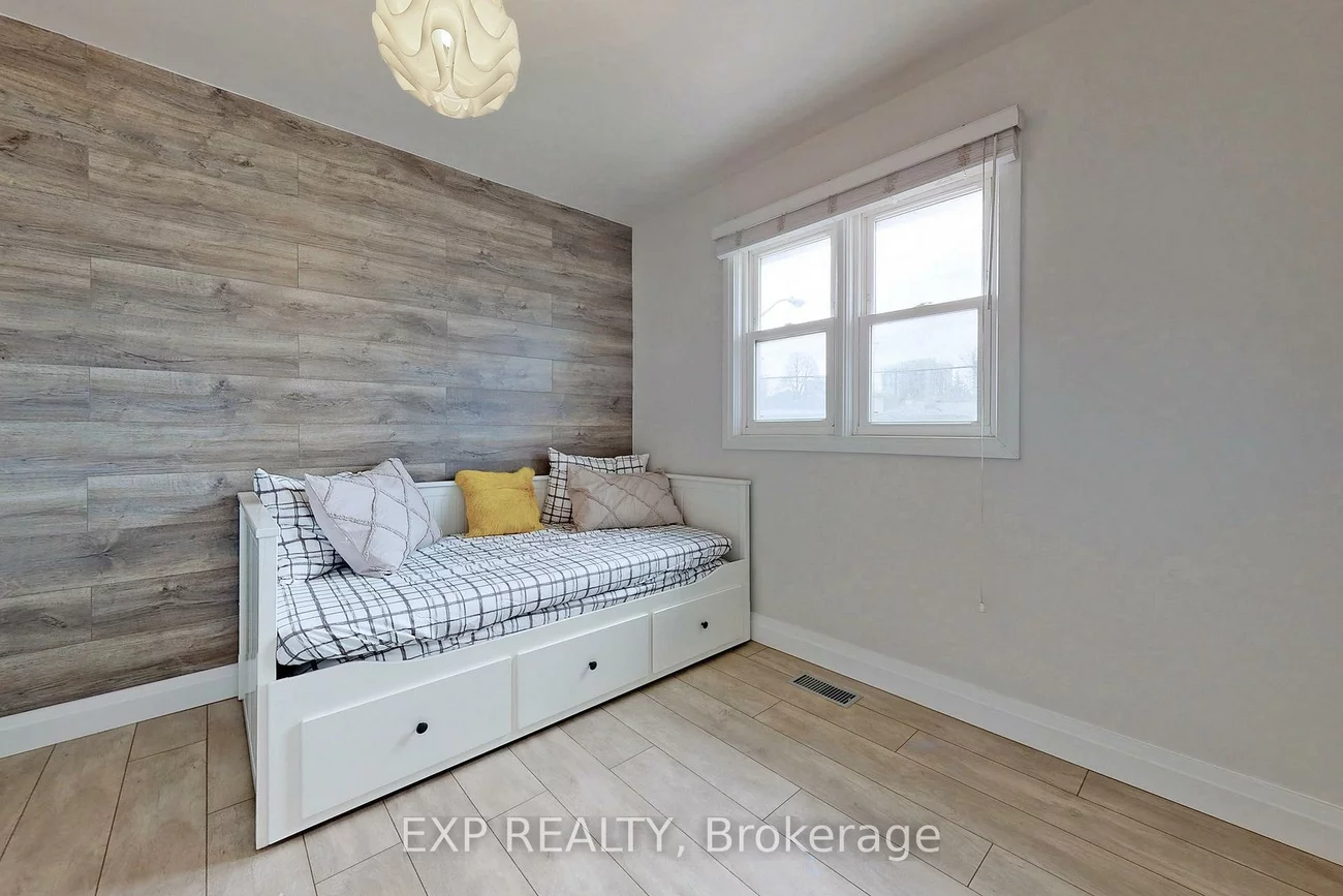 9, Silverview, Newtonbrook East, Toronto