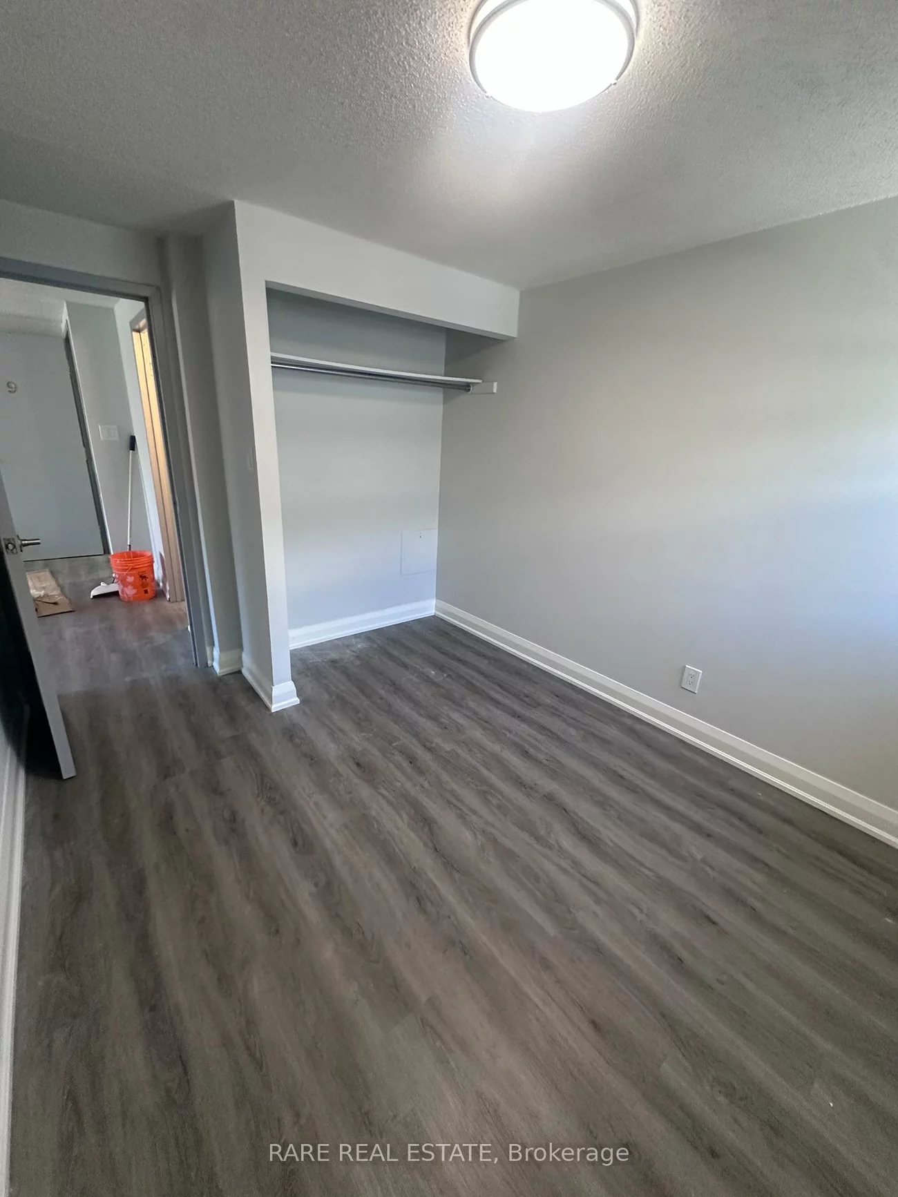 99, Bellevue, Kensington-Chinatown, Toronto