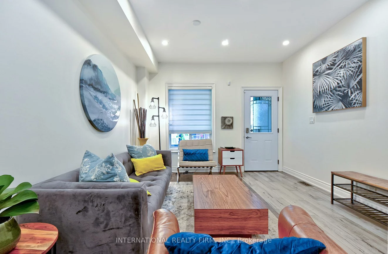 717, Palmerston, Annex, Toronto