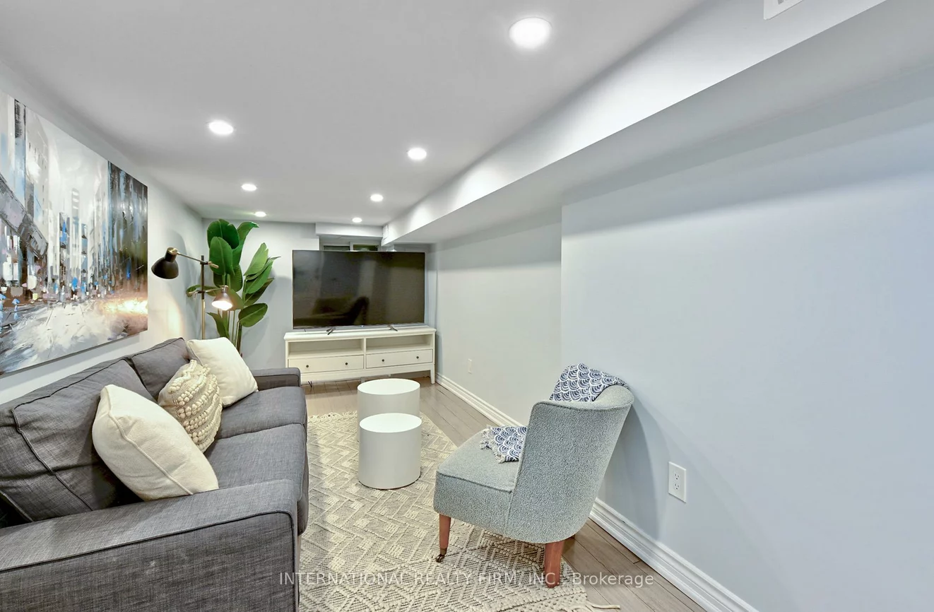 717, Palmerston, Annex, Toronto