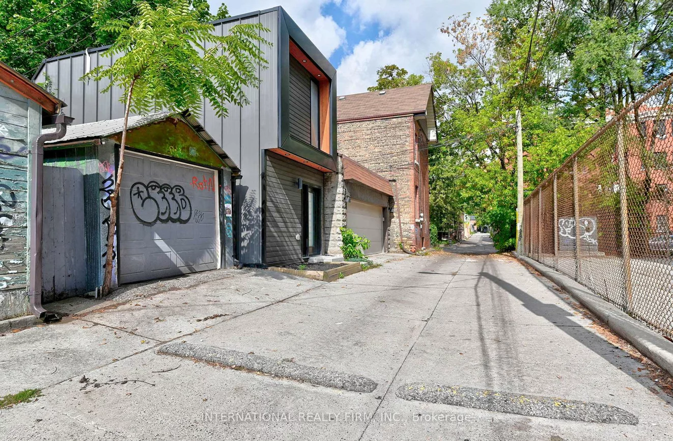 717, Palmerston, Annex, Toronto