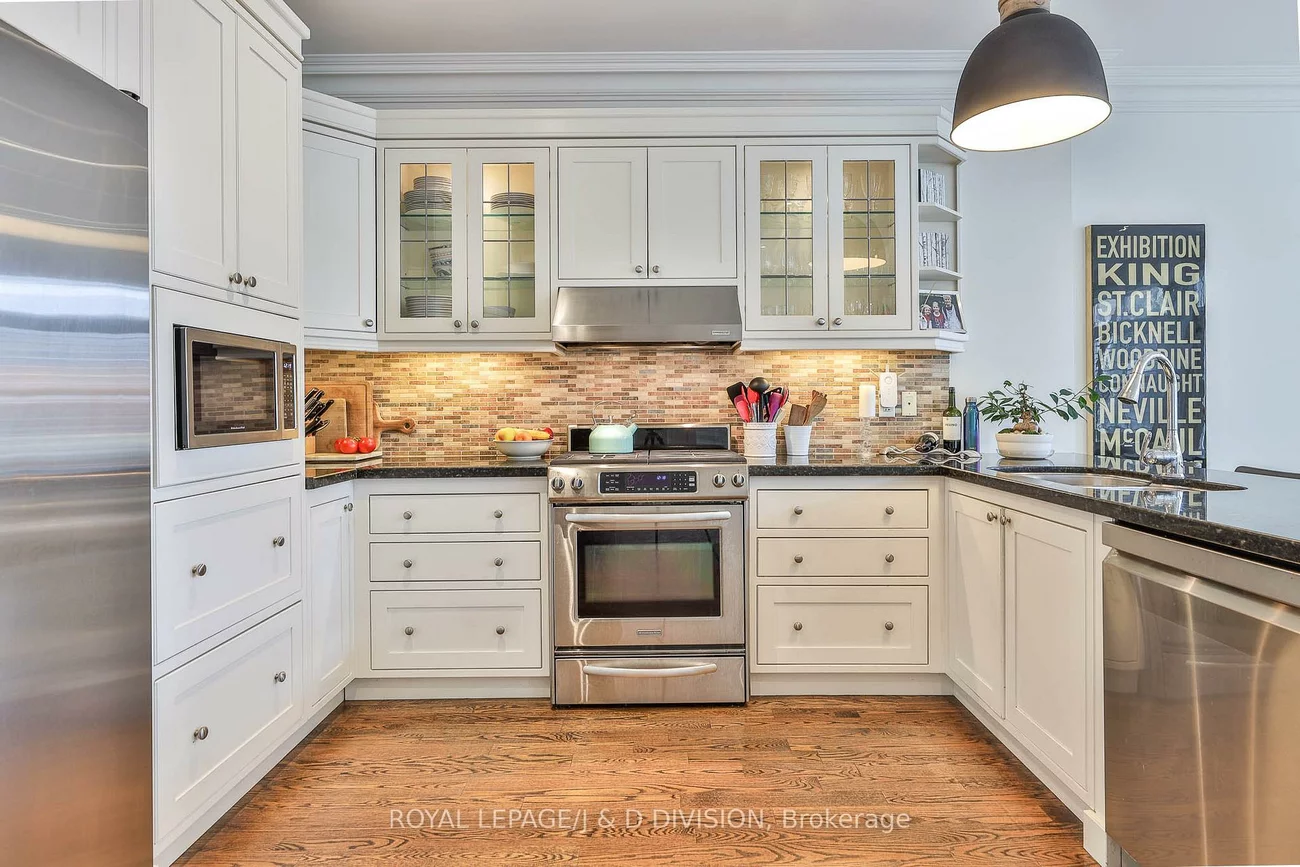 84, Donegall, Leaside, Toronto