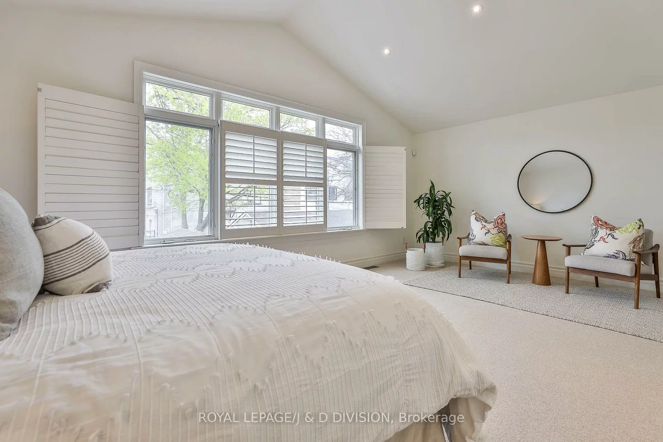 84, Donegall, Leaside, Toronto