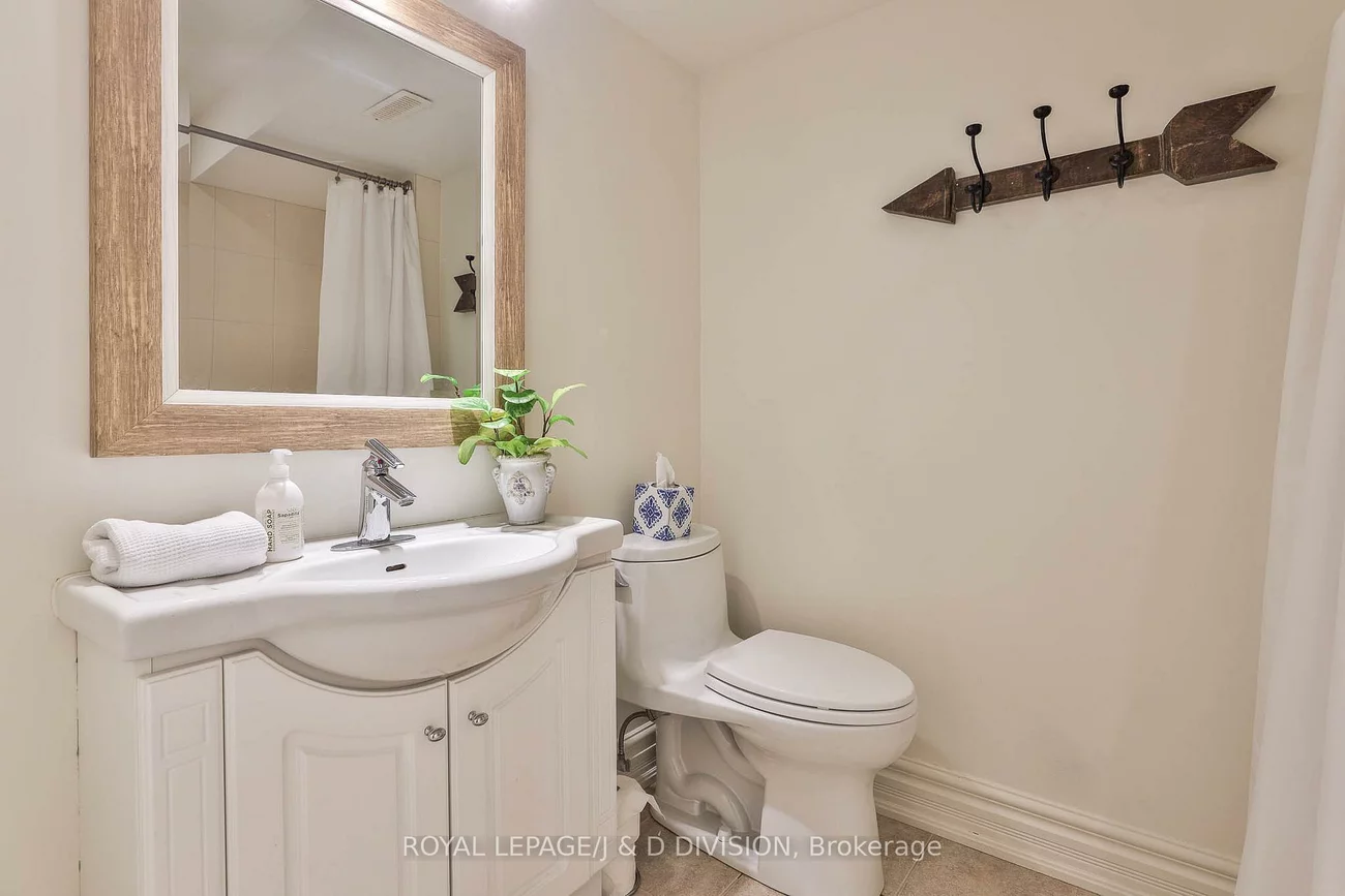 84, Donegall, Leaside, Toronto