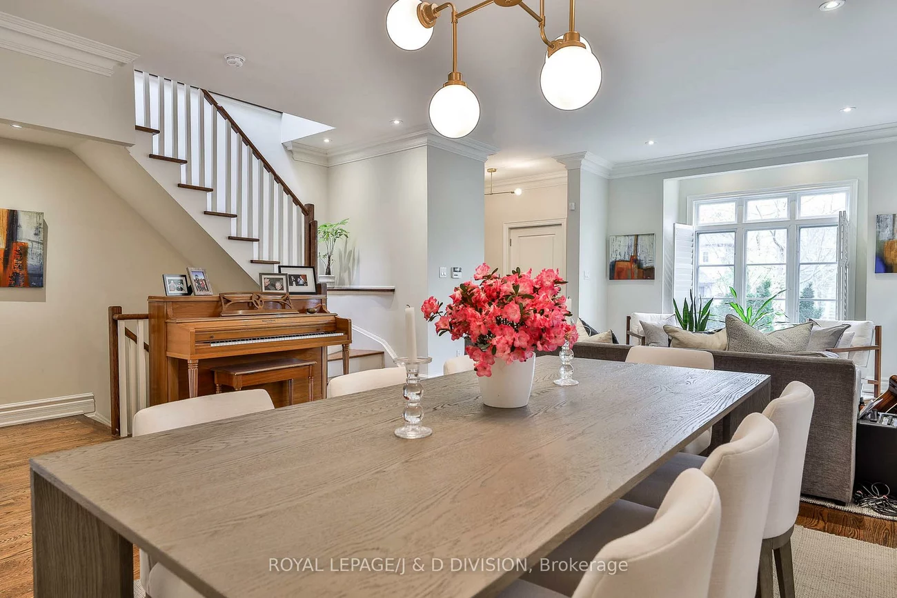 84, Donegall, Leaside, Toronto