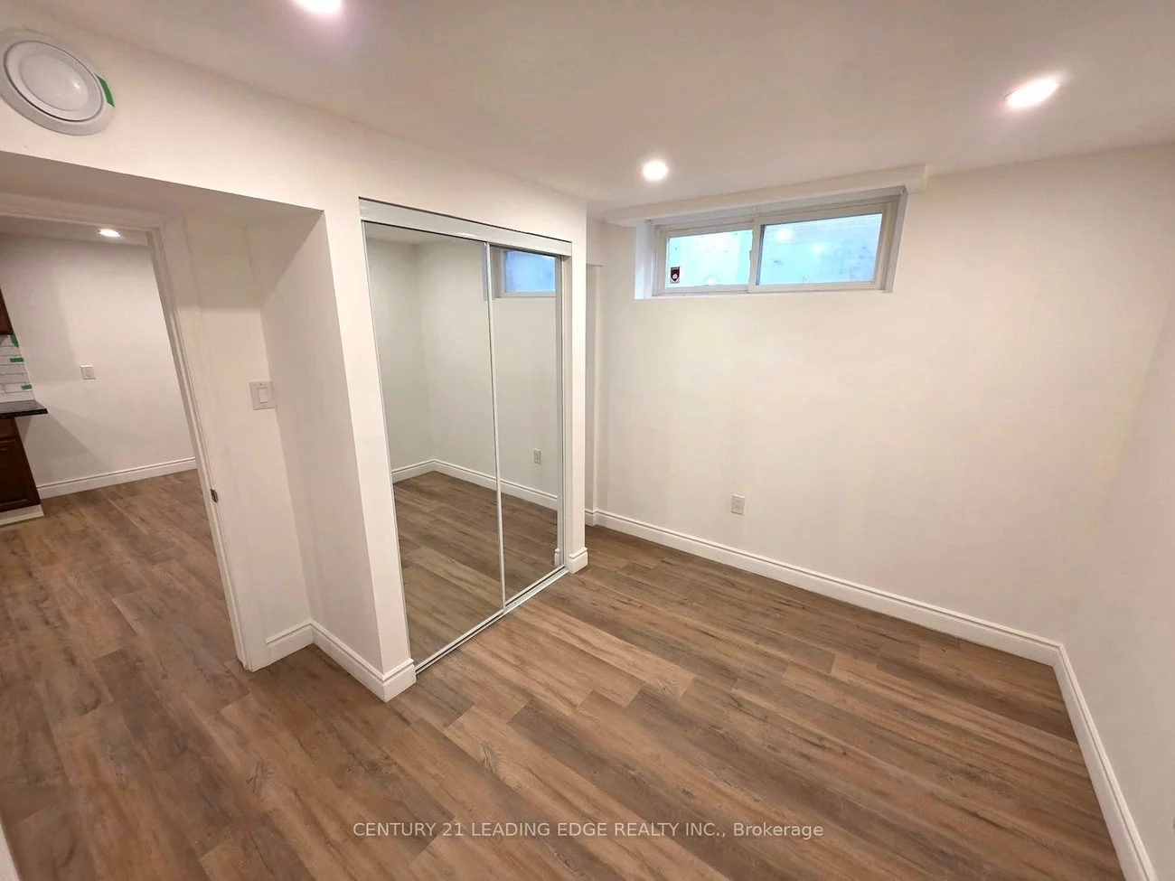 16, Wyvern, Bayview Woods-Steeles, Toronto