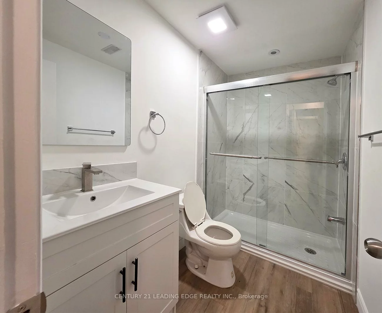 16, Wyvern, Bayview Woods-Steeles, Toronto