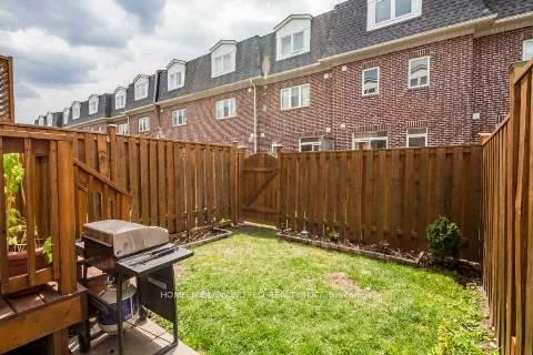 30, Routliffe, Newtonbrook West, Toronto