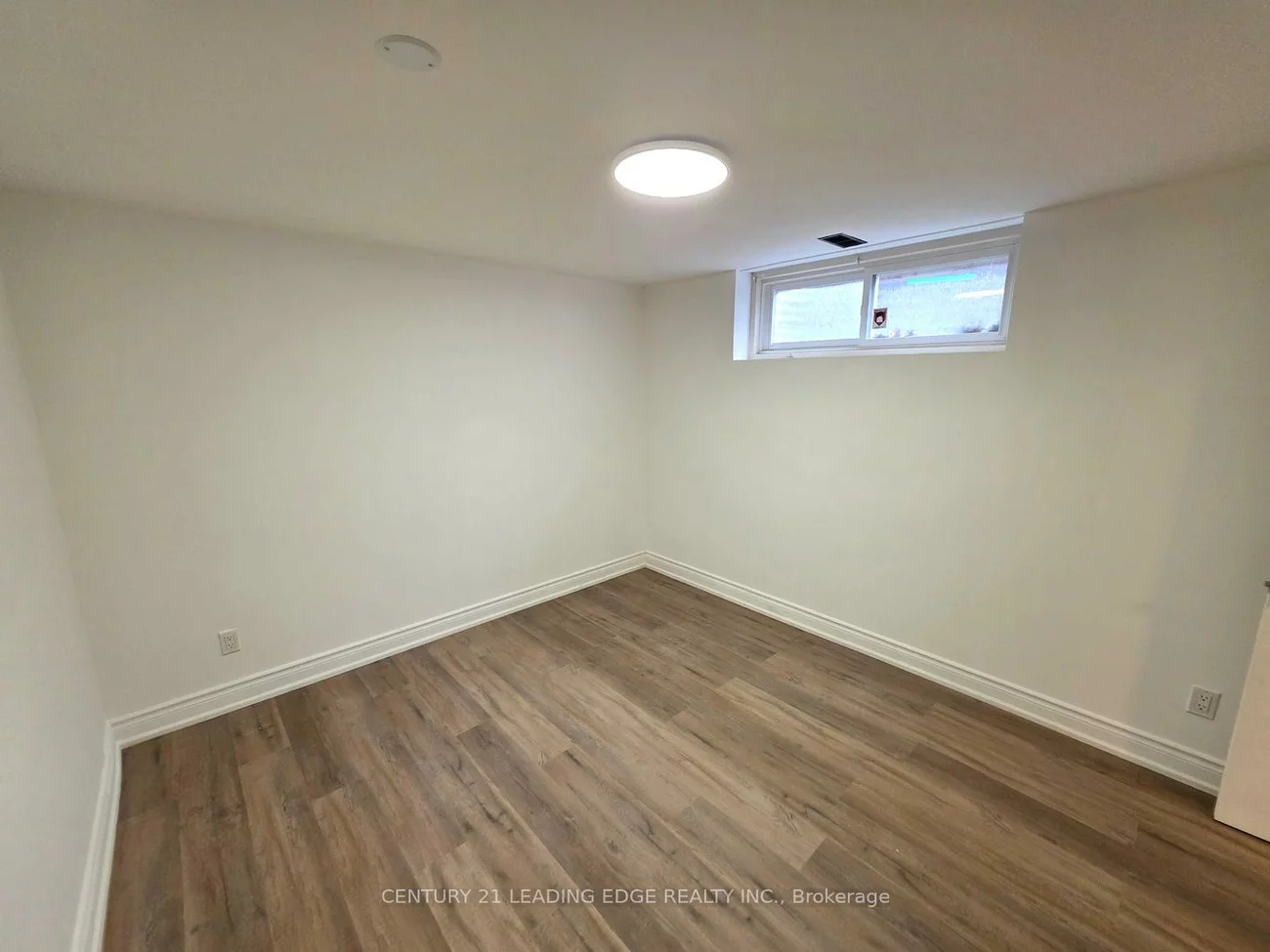 16, Wyvern, Bayview Woods-Steeles, Toronto