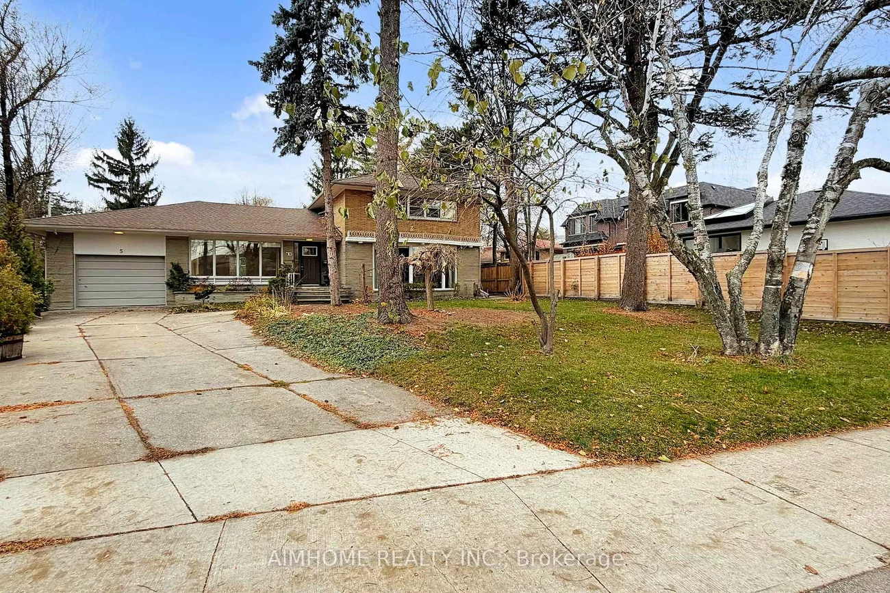 5, Morewood, Bayview Village, Toronto