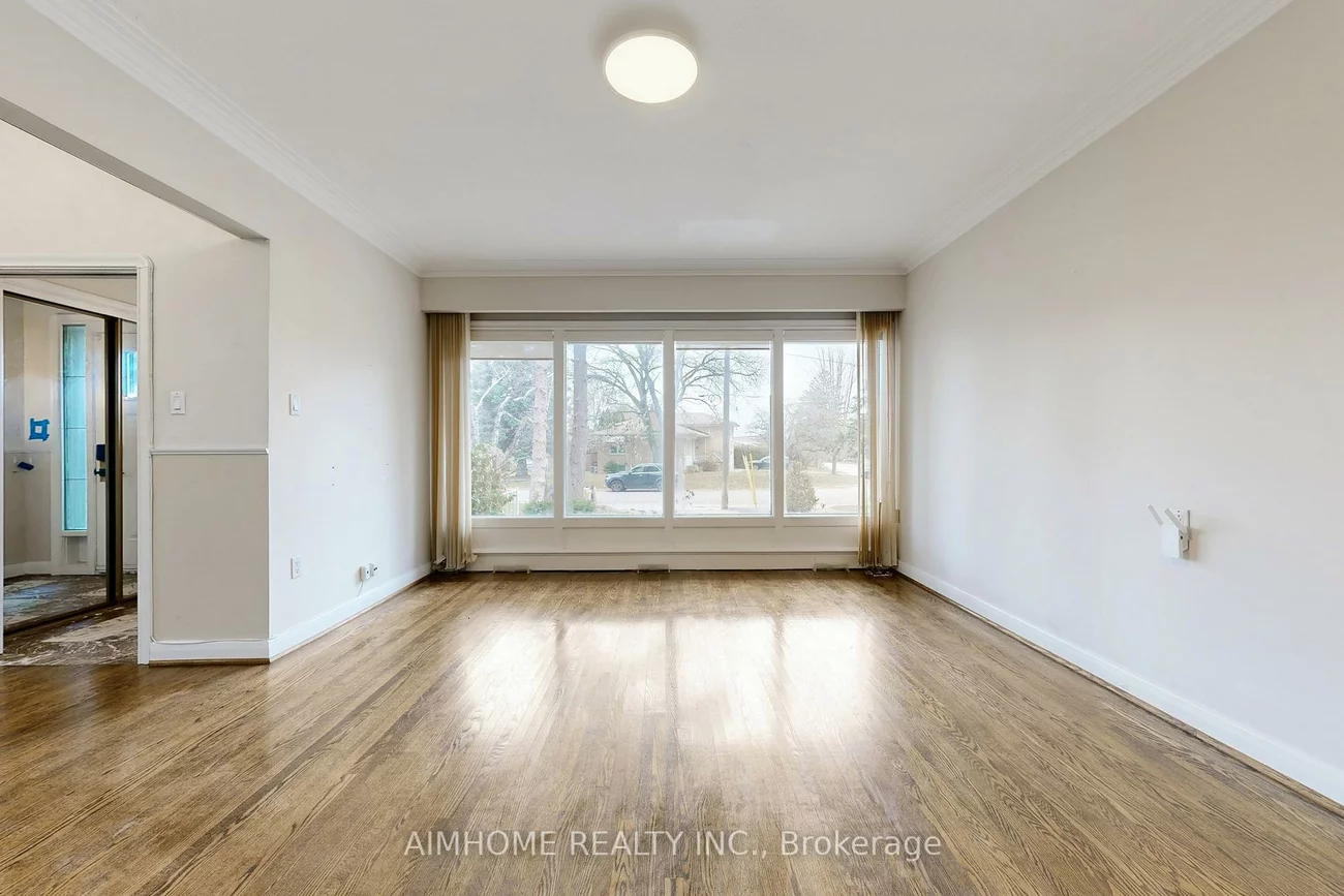 5, Morewood, Bayview Village, Toronto