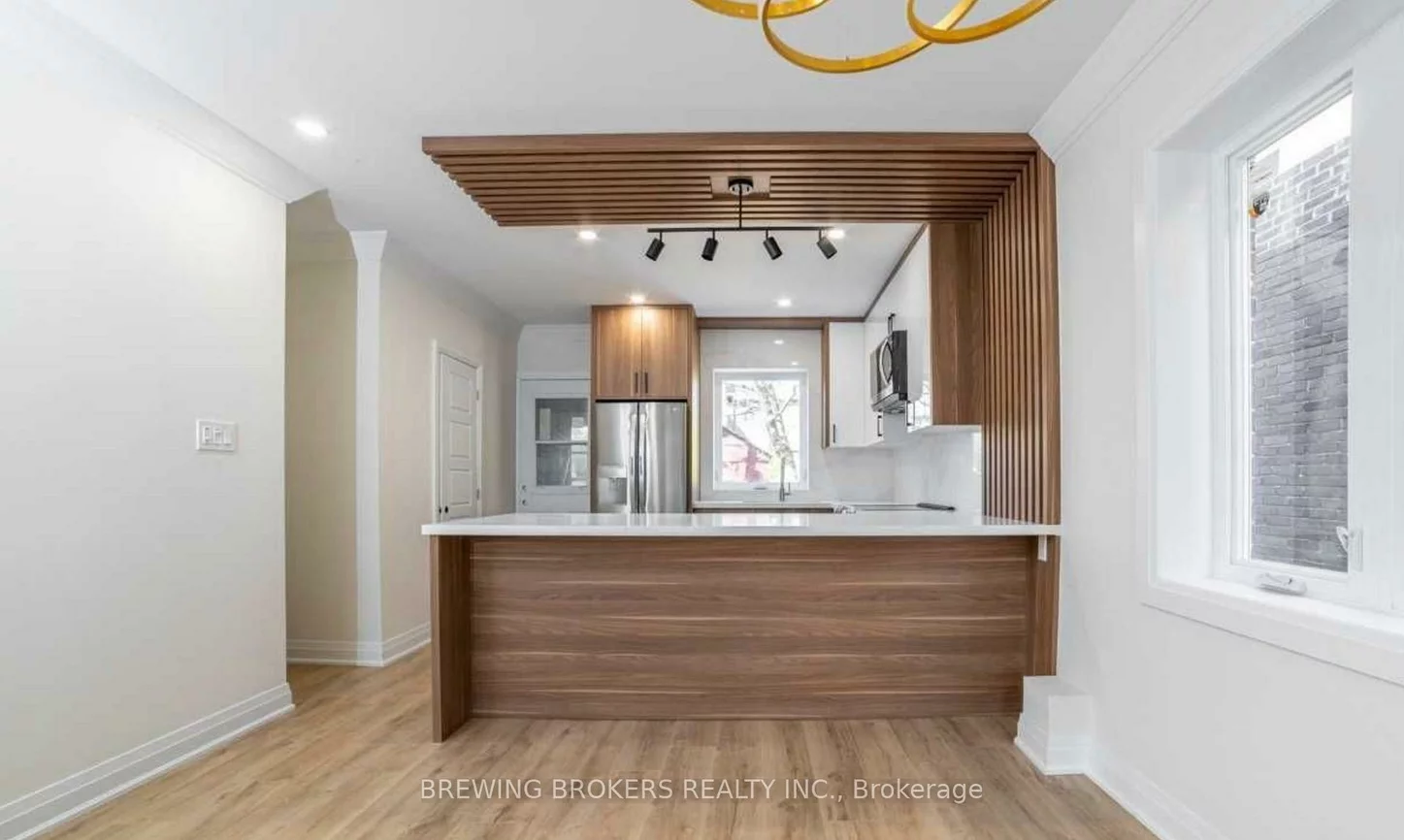 34, Unsworth (Upper), Lawrence Park North, Toronto