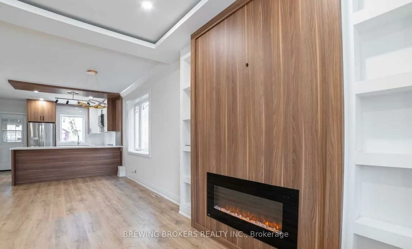 34, Unsworth (Upper), Lawrence Park North, Toronto