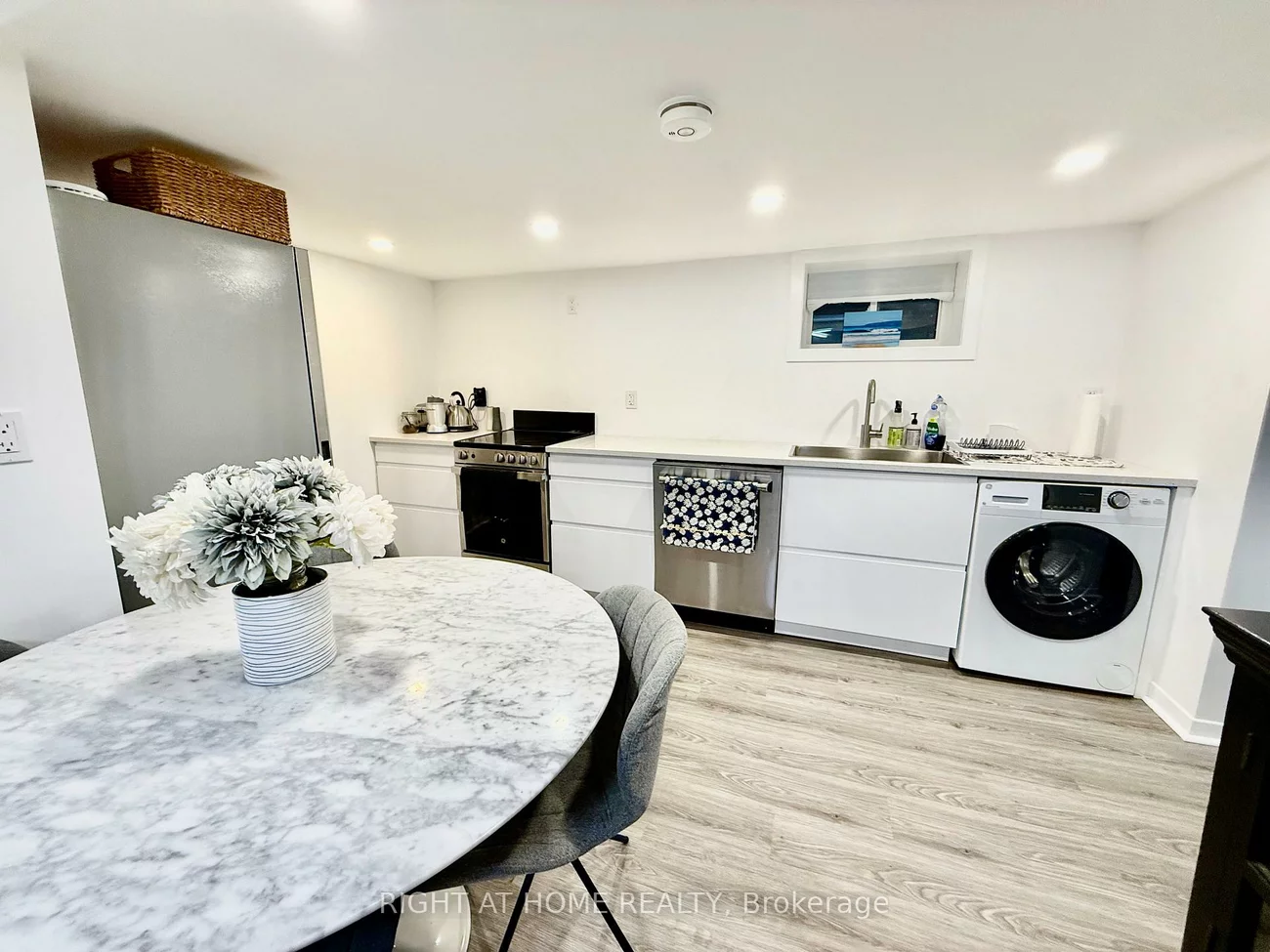 25, Hillsboro, Annex, Toronto