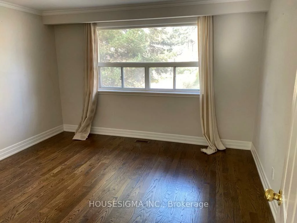 139, Horsham, Willowdale West, Toronto