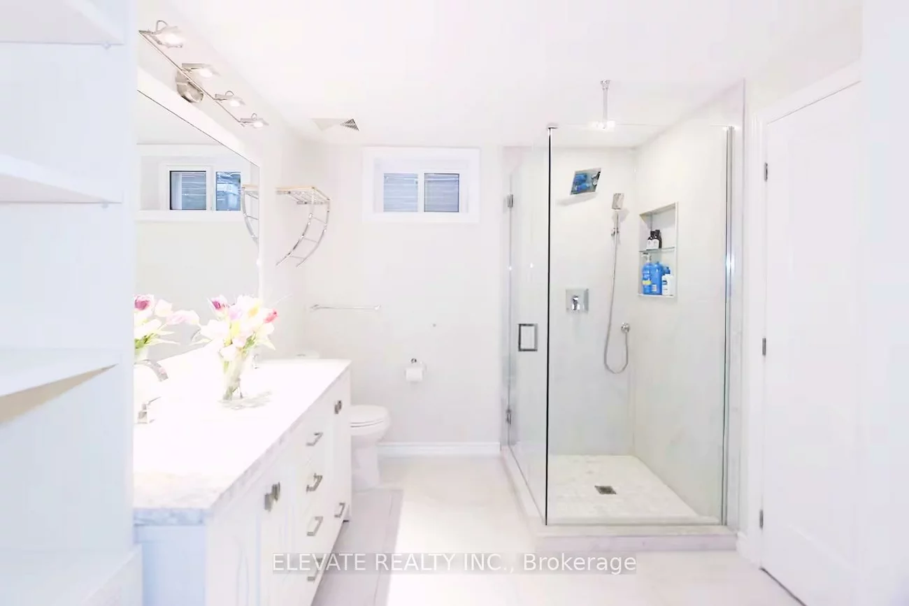 151, Chaplin, Yonge-Eglinton, Toronto