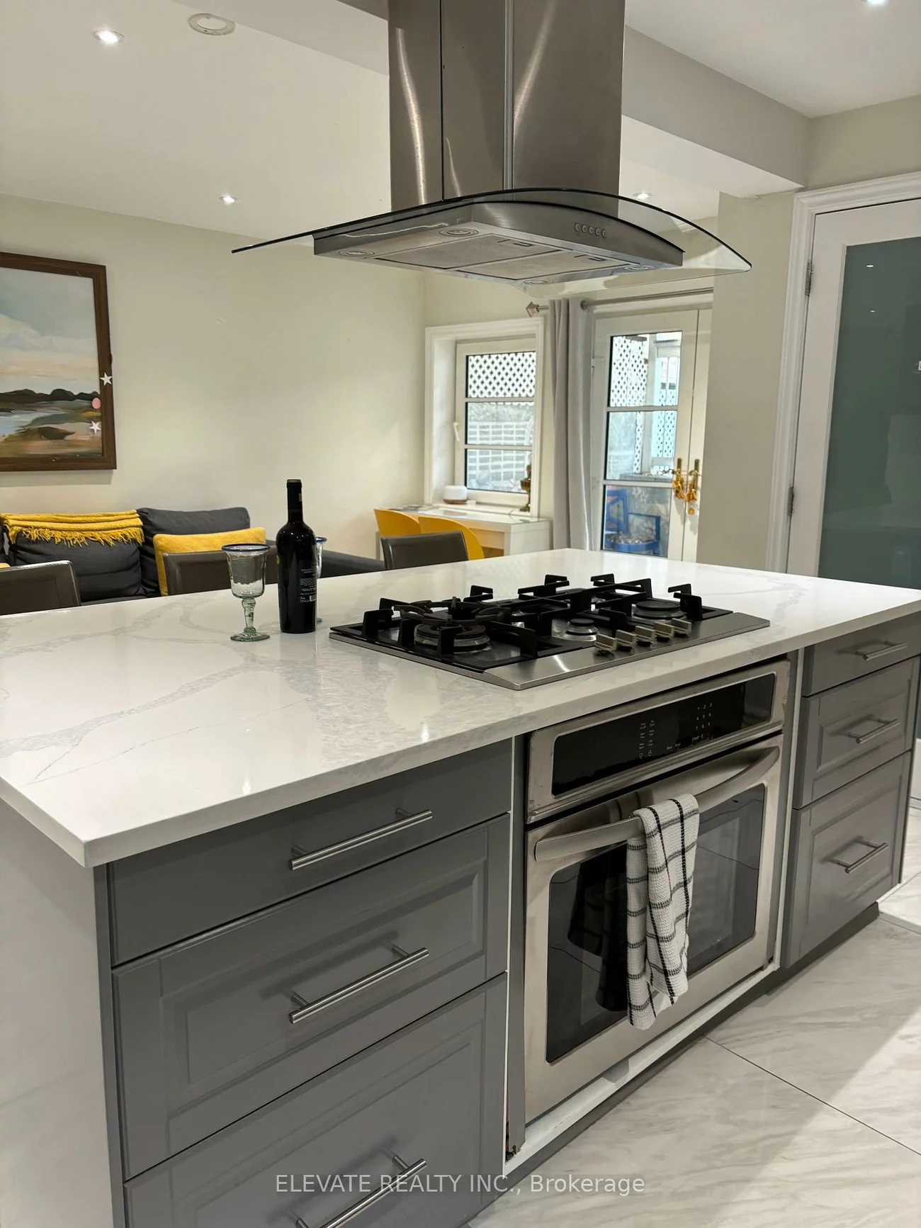 151, Chaplin, Yonge-Eglinton, Toronto