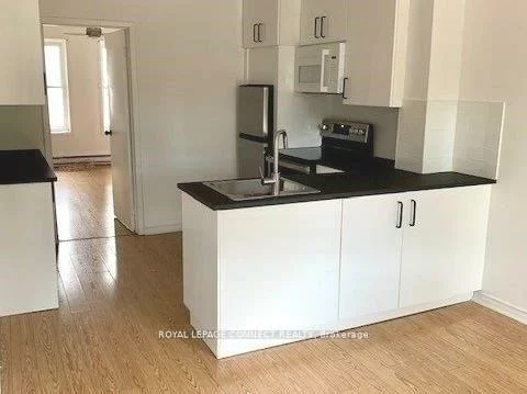 436, Queen, Regent Park, Toronto