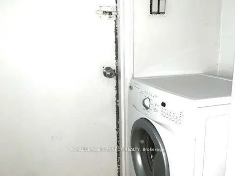 436, Queen, Regent Park, Toronto