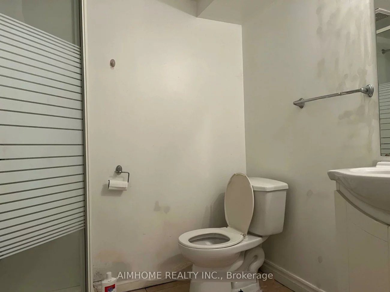 197, Finch, Willowdale East, Toronto