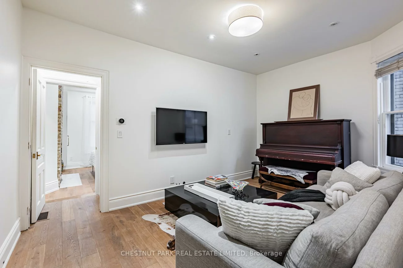 381, St Clarens, Dufferin Grove, Toronto