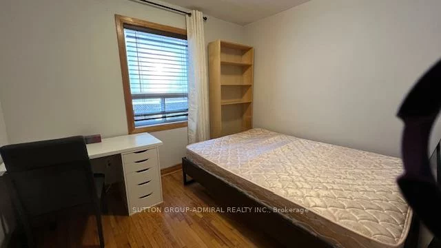 35, Verwood, Clanton Park, Toronto