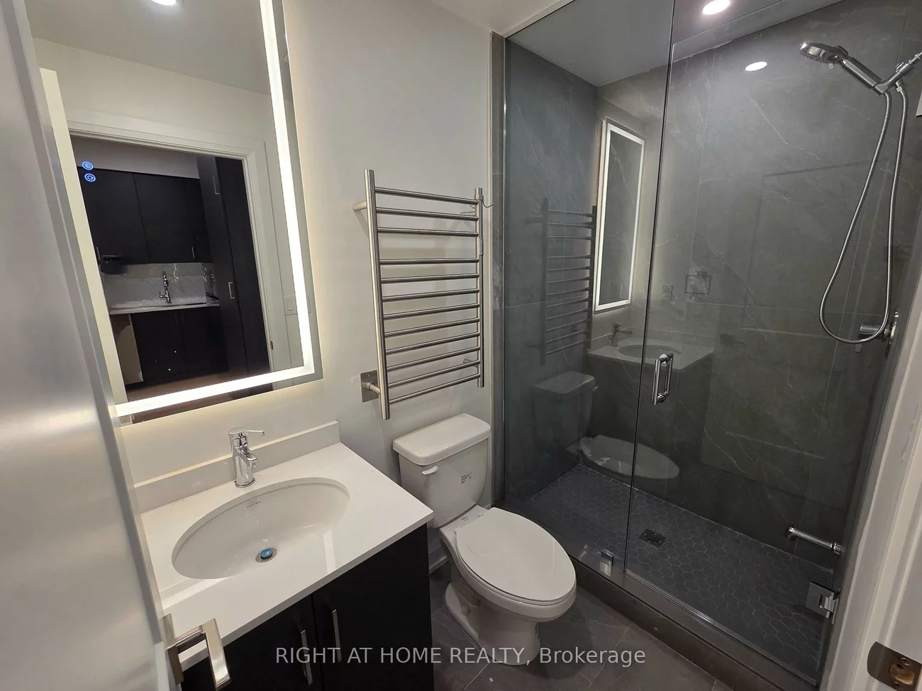 55, Camberwell, Humewood-Cedarvale, Toronto