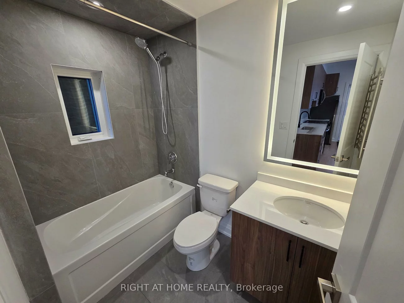 55, Camberwell, Humewood-Cedarvale, Toronto