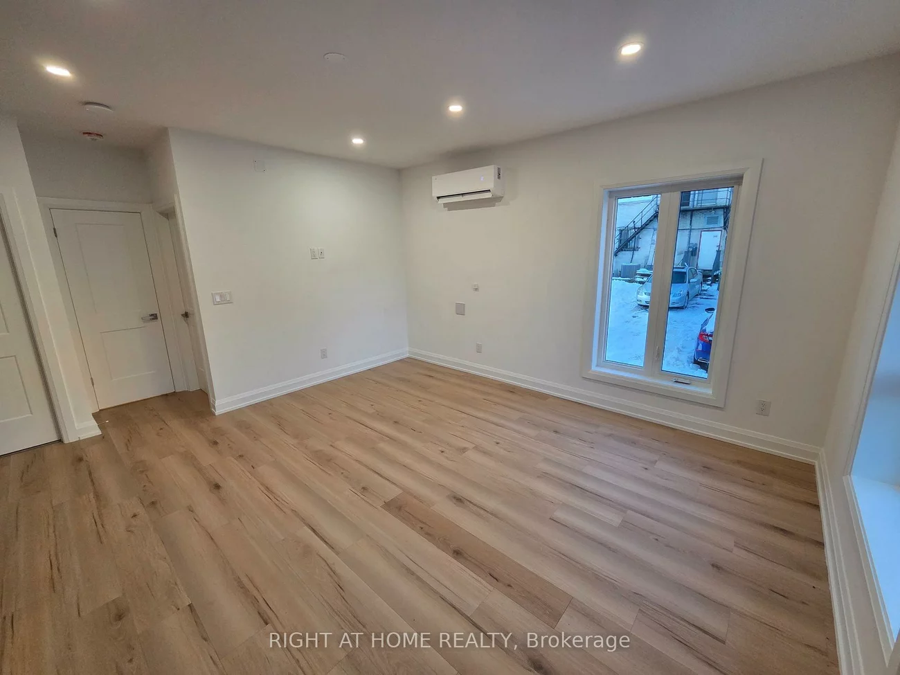 55, Camberwell, Humewood-Cedarvale, Toronto