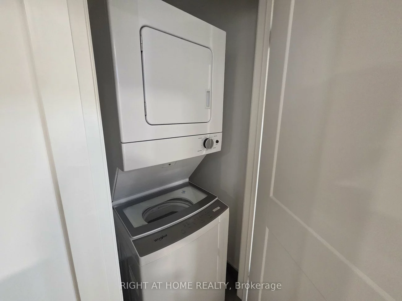 55, Camberwell, Humewood-Cedarvale, Toronto