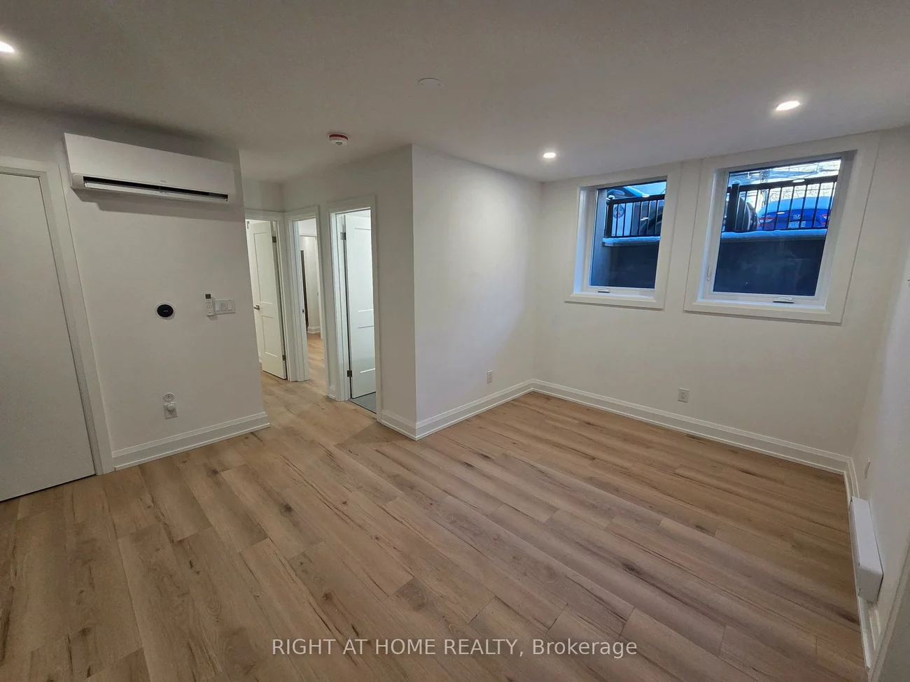 55, Camberwell, Humewood-Cedarvale, Toronto