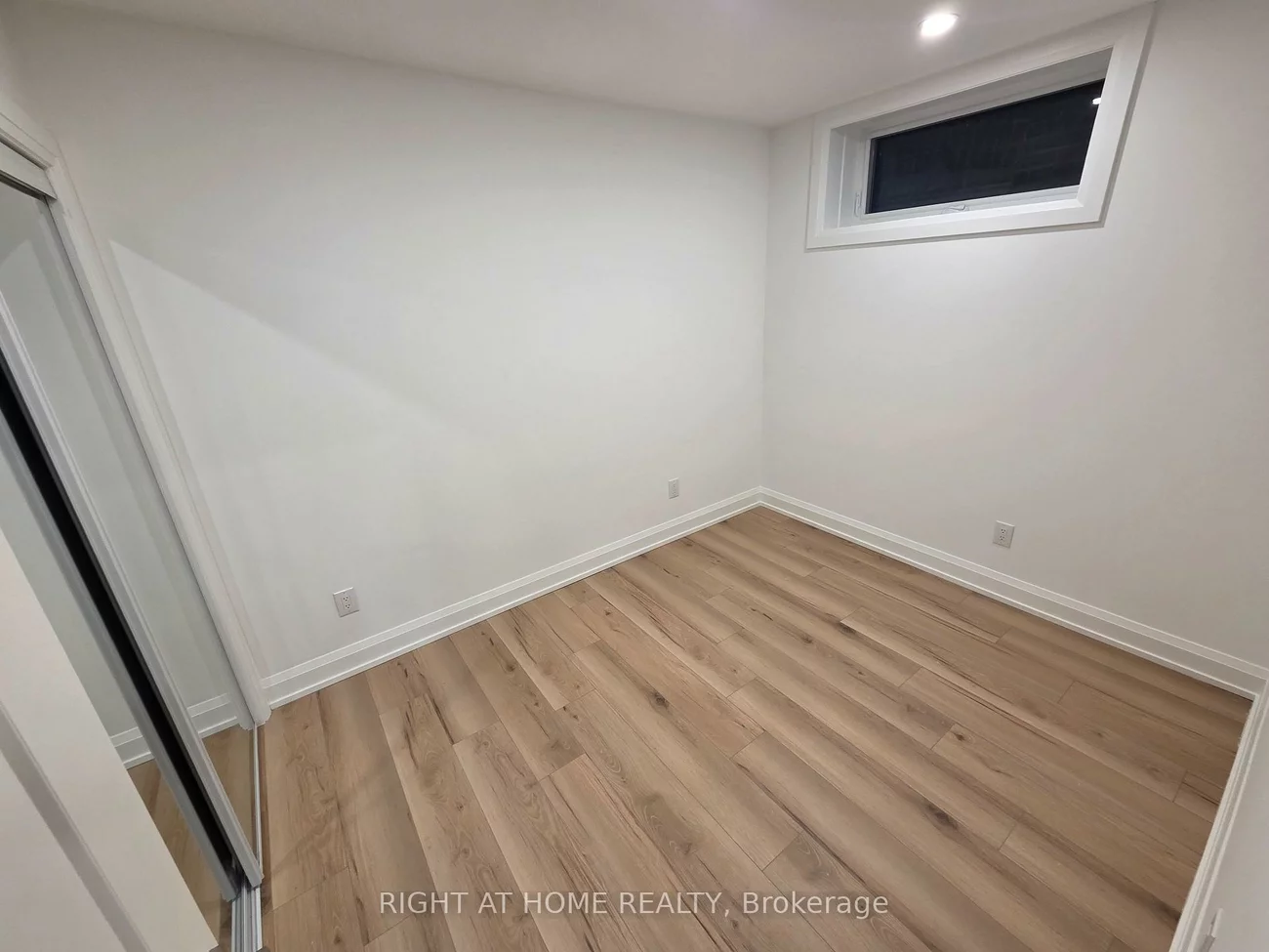 55, Camberwell, Humewood-Cedarvale, Toronto